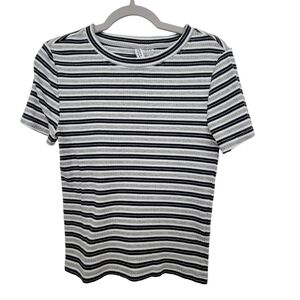 Divided H&M Grey Black and White Striped Baby Tee Size Small